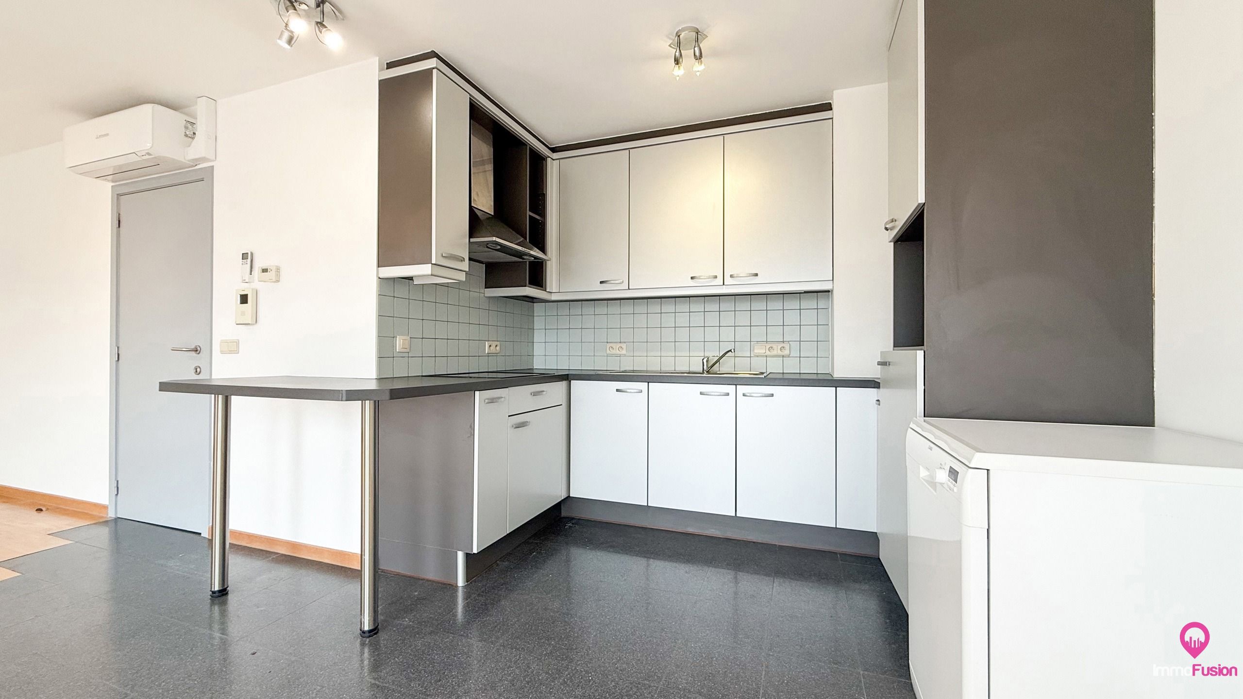 Duplexappartement met terras met uitstekende verbinding!  foto 6