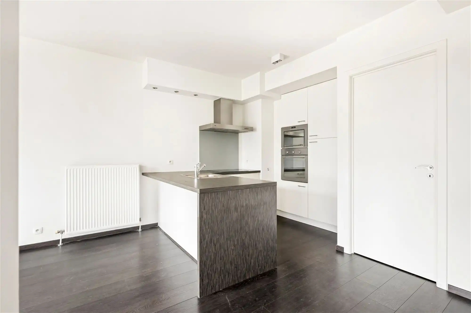 3 slaapkamer appartement met terras! foto 2