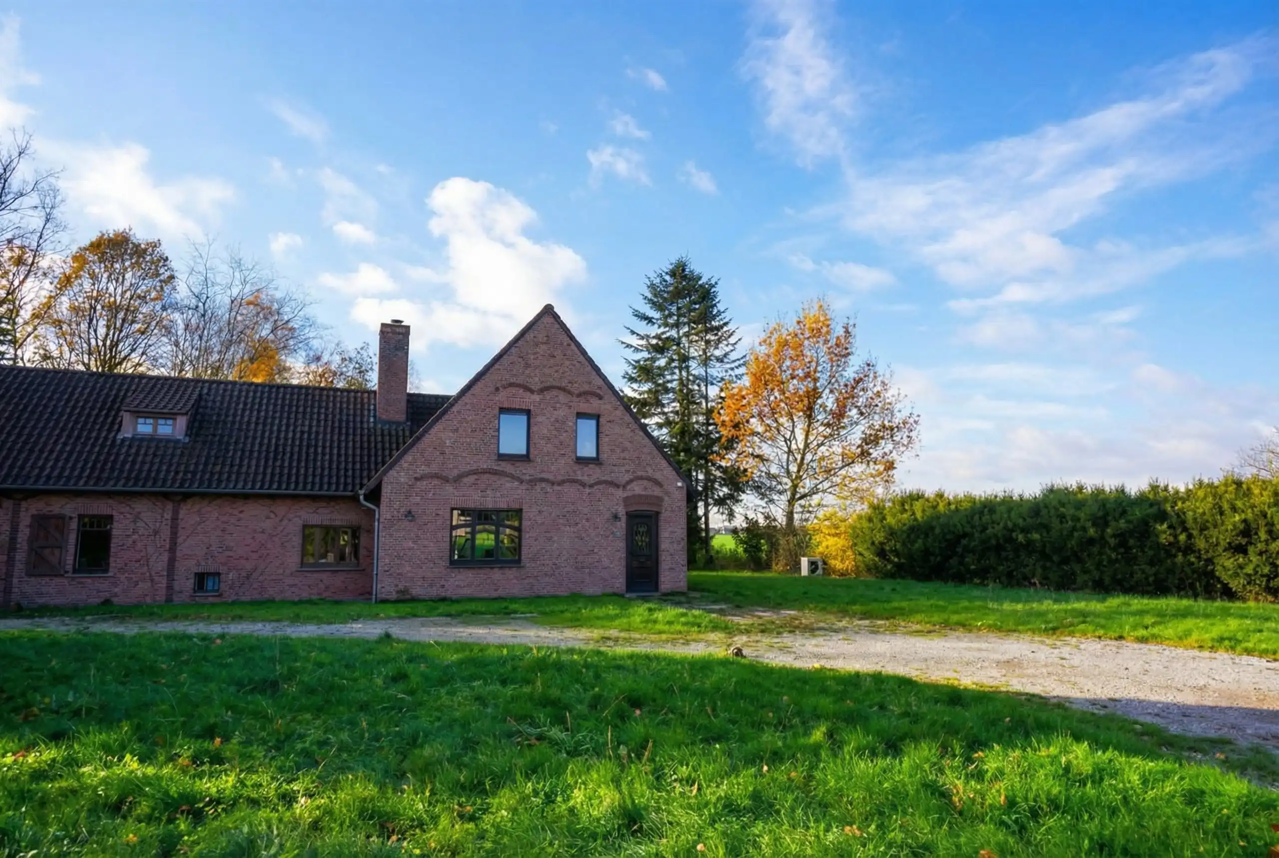 Waar stilte fluistert – verborgen parel op 3500 m² + atelier foto 3