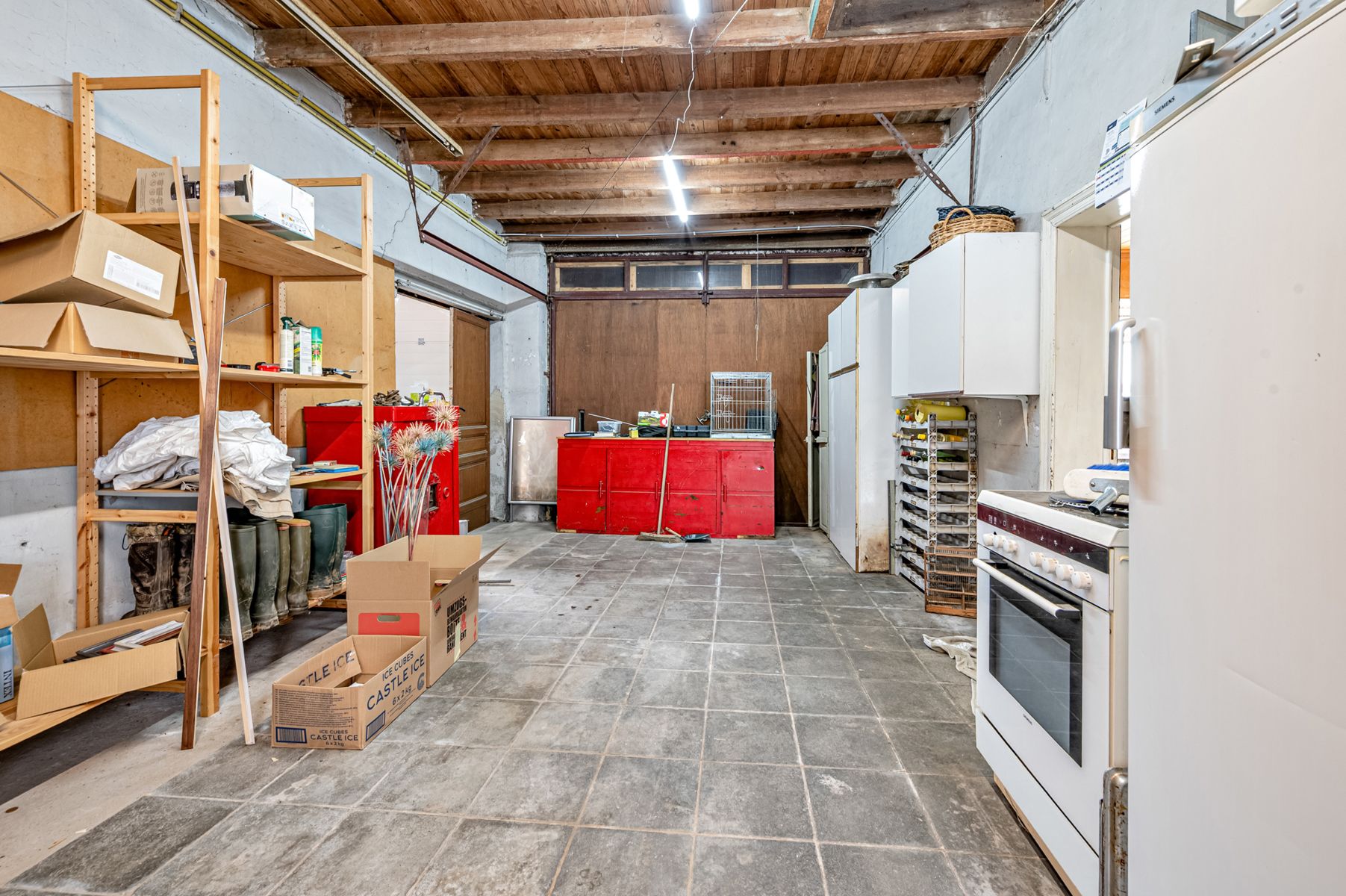 Ruime woning met atelier en garage op perceel van 32 are  foto 18