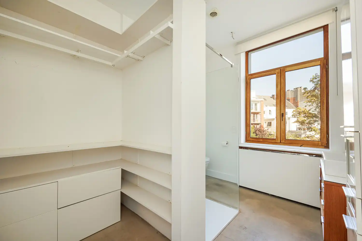 LICHTRIJK EN KARAKTERVOL APPARTEMENT MET ZONNEBALKON OP TOPLOCATIE AAN DE MARNIXPLAATS OP 'TZUID foto 20