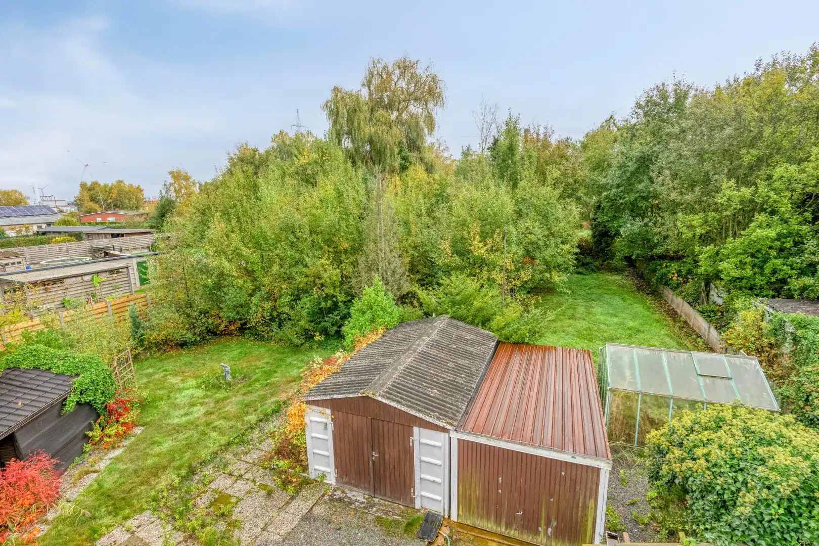 Rustig gelegen te renoveren woning op een mooi perceel van 13 are. foto 28