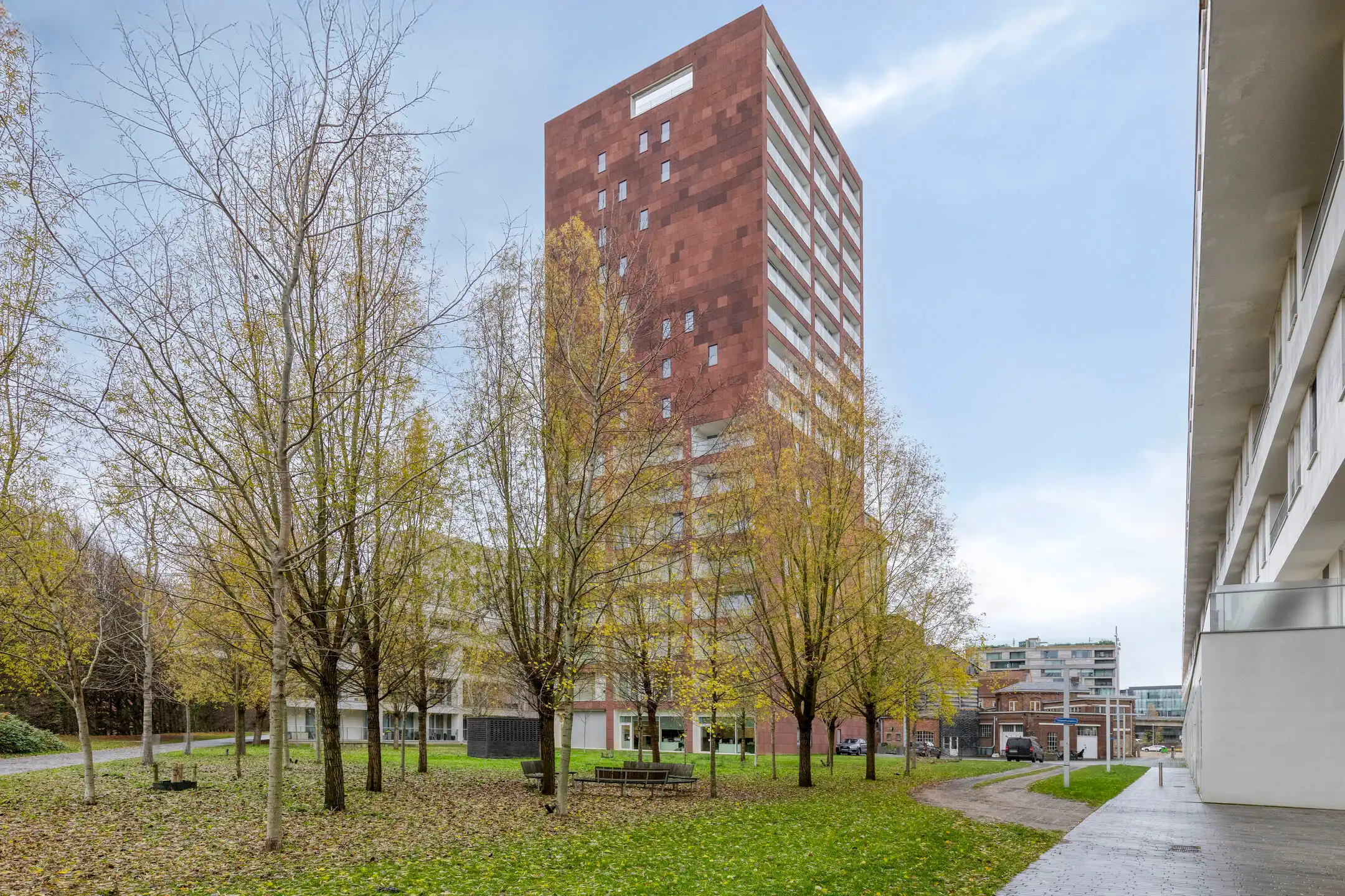 Unieke business-penthouse met fantastisch uitzicht in Leuven foto {{pictureIndex}}