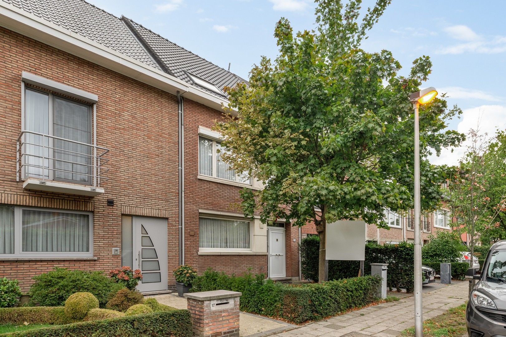 VERKOCHT onder voorbehoud foto {{pictureIndex}}