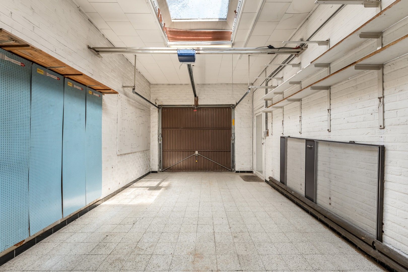 Gunstig gelegen handelspand met woonst op perceel van circa 8,5 are! foto 23