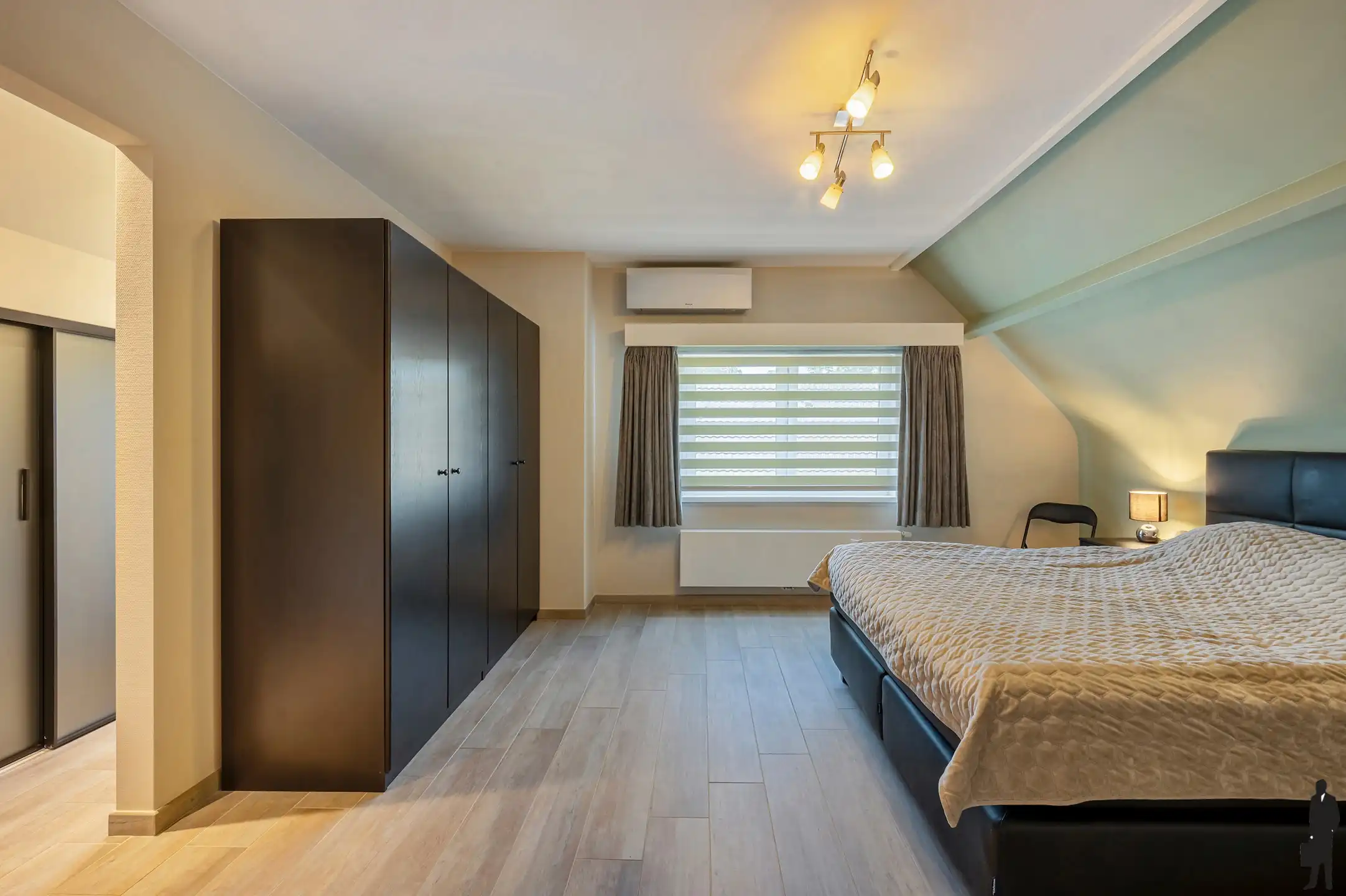 Instapklare tijdloze villa op rustige locatie te Schoten! foto 19