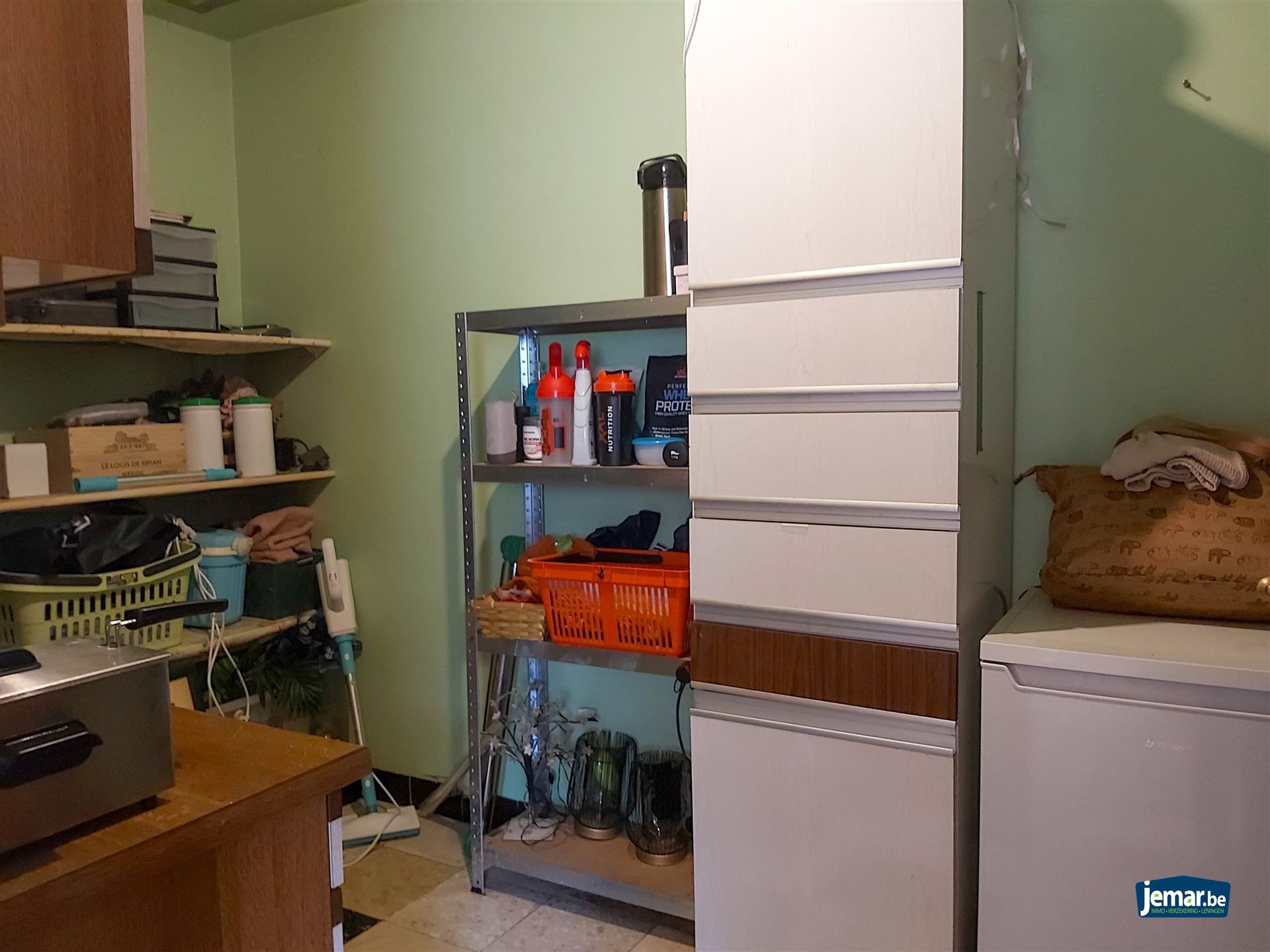 Gelijkvloerse woning met 3 slaapkamers op ruim perceel van 10are in Maasmechelen! foto 9
