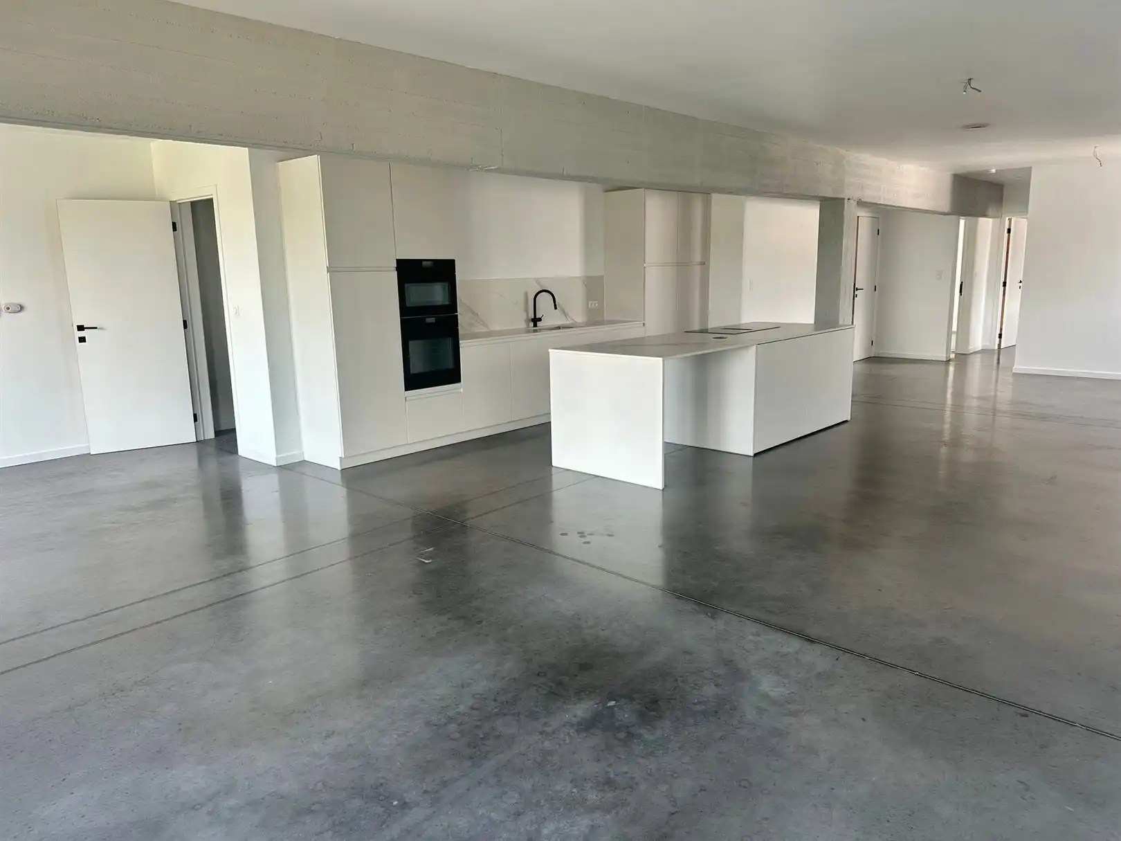 Ruim app met 3 slpk in loftstijl foto 4
