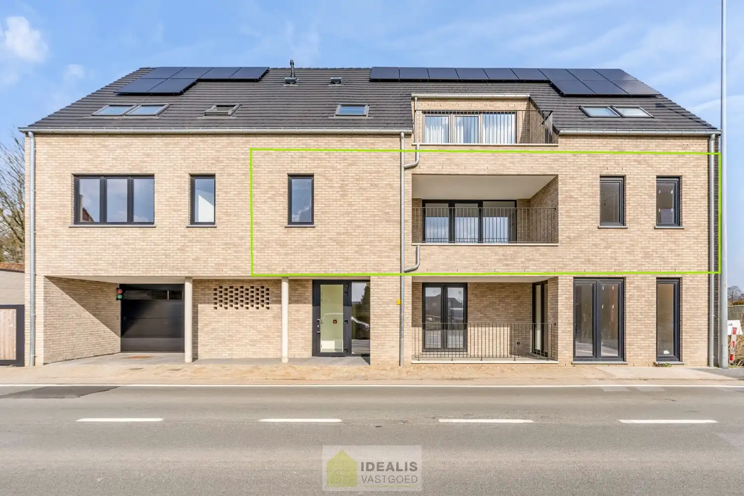NIEUWBOUWAPPARTEMENT MET 2 SLAAPKAMERS, KELDERBERGING EN EEN ONDERGRONDSE AUTOSTANDPLAAT foto 2