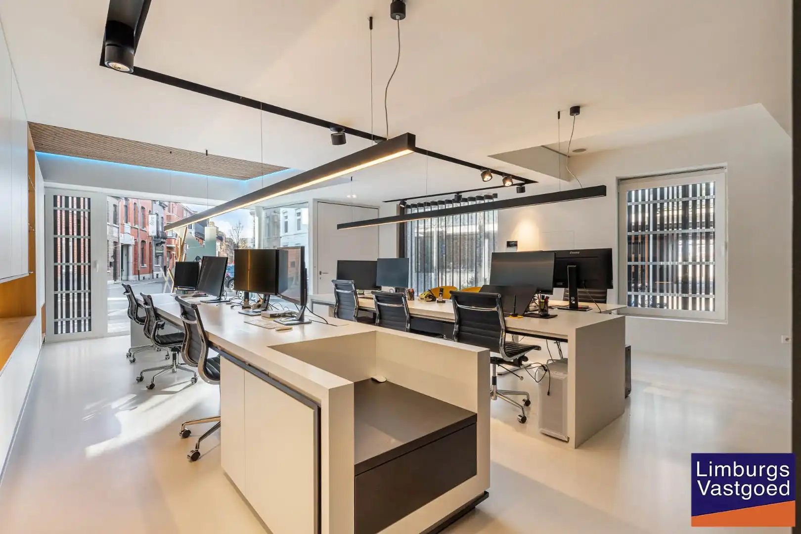 Modern instapklaar kantoor in Hasselt centrum met energielabel B foto 6