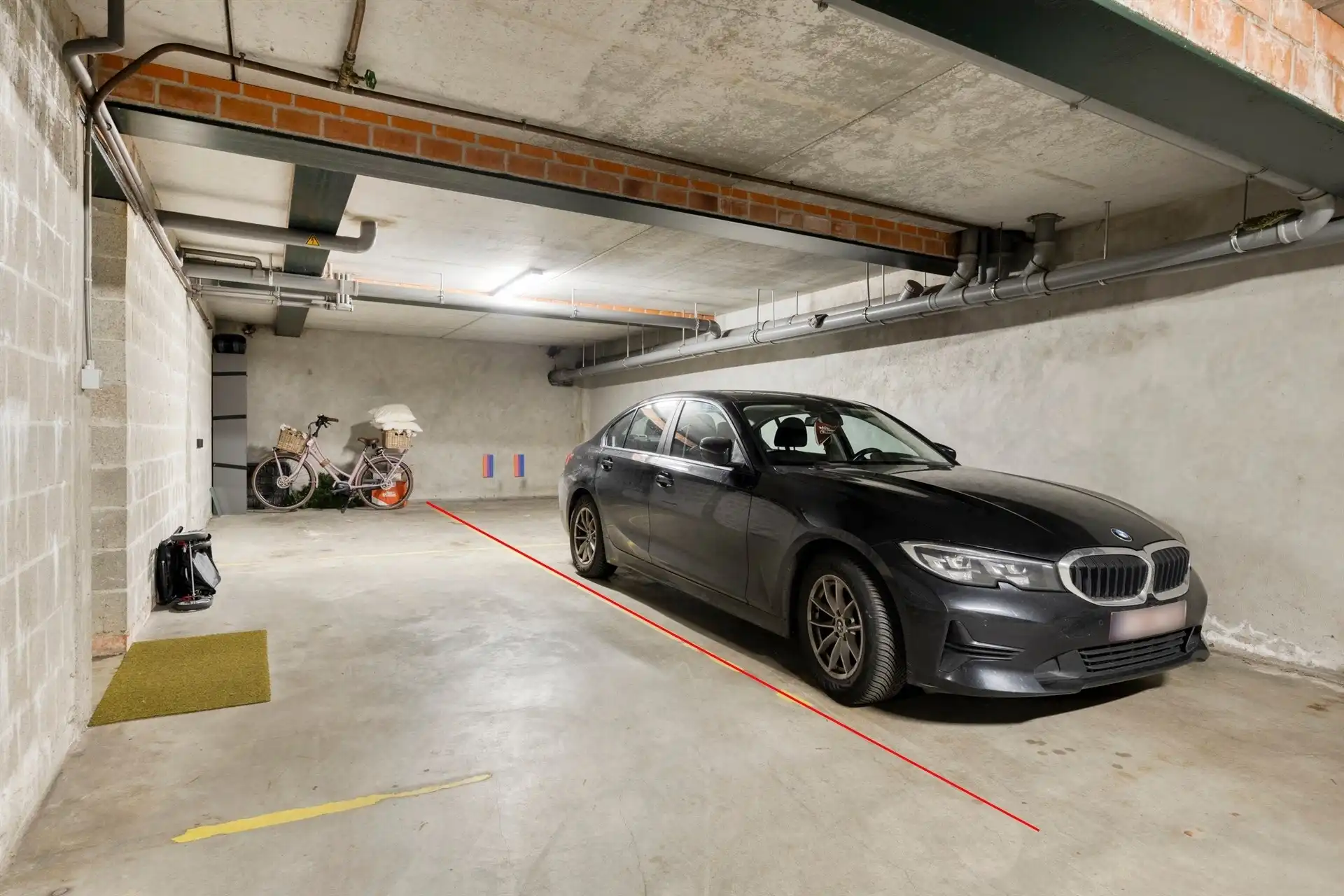 Uitstekend gelegen 3 slaapkamerappartement met 2 autostaanplaatsen (105m²) foto 14