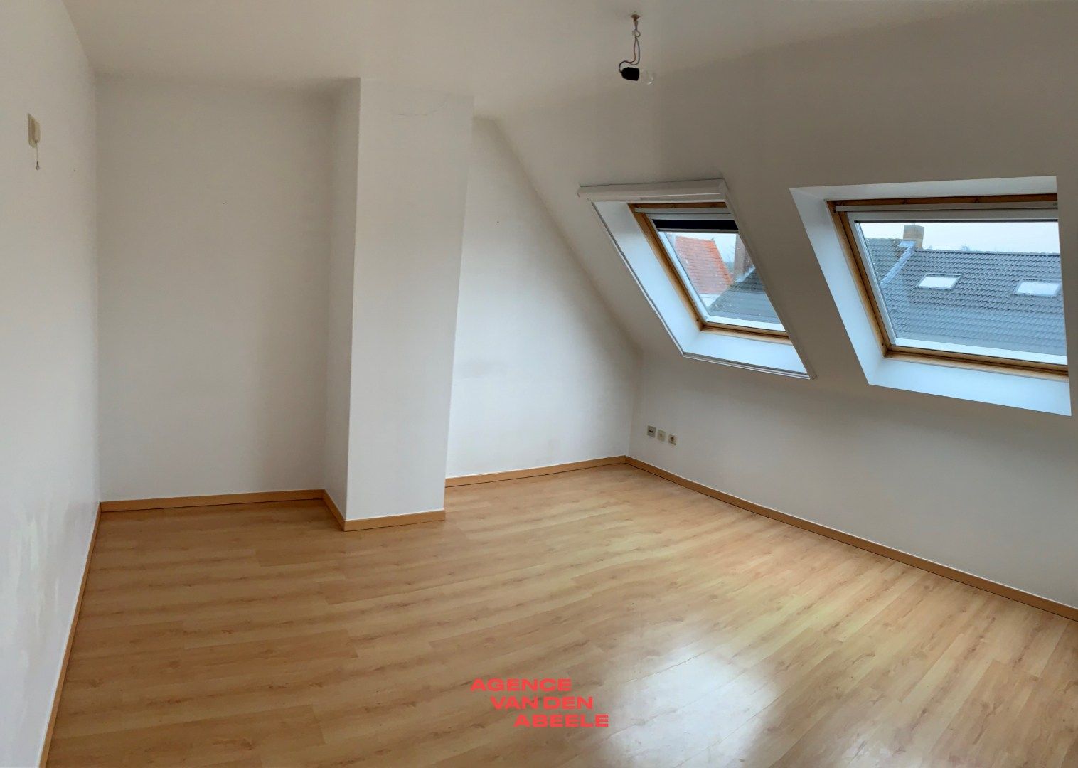 Zeer ruime bel-étage woning met 3 slaapkamers en tuin  foto 15