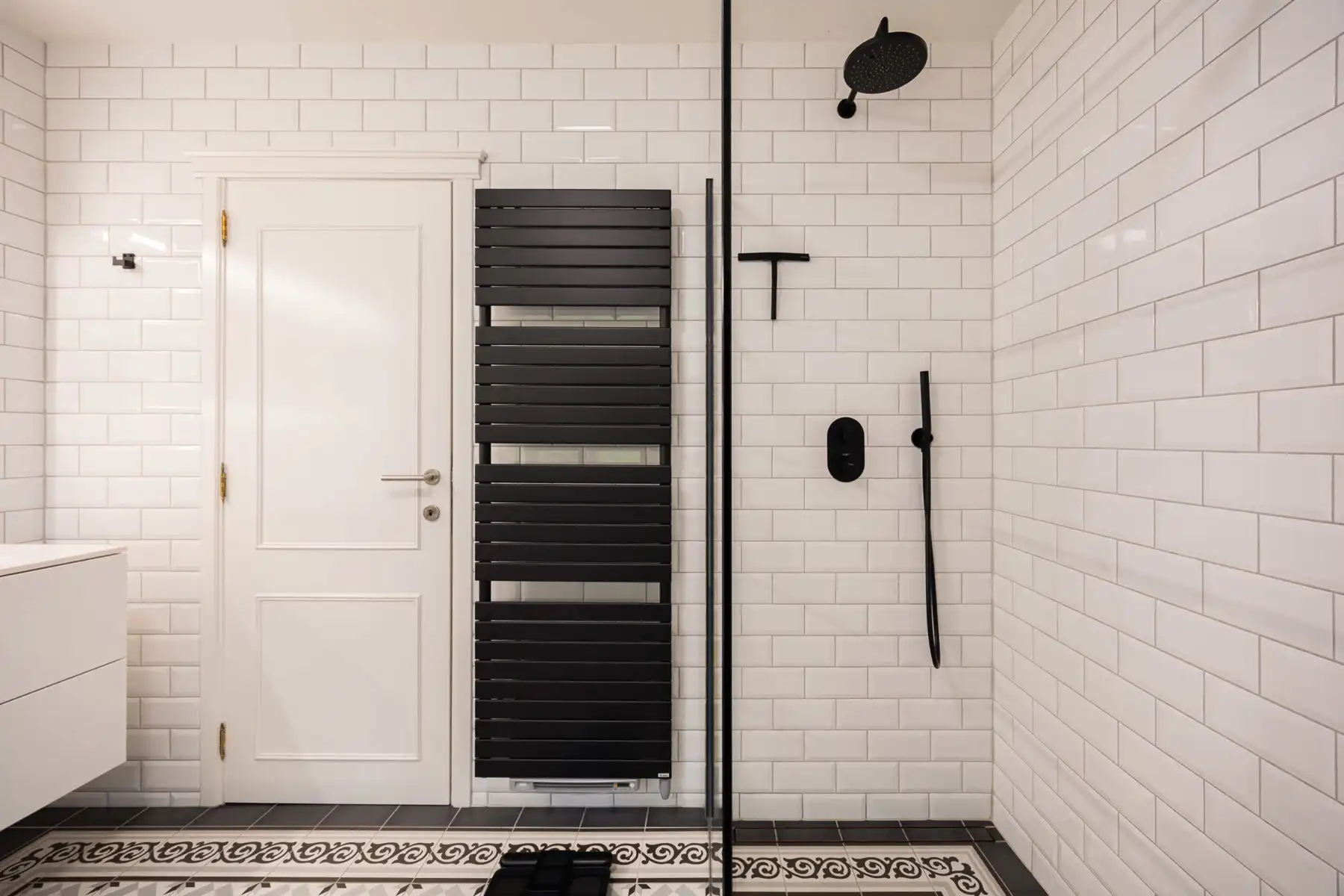 Karaktervolle laagbouwvilla met zwembad en zuiderse flair foto 19
