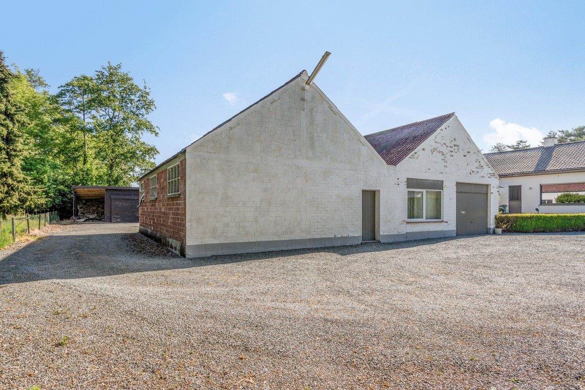 Vergunde Loods en Kantoorruimte met instapklare woning foto 2
