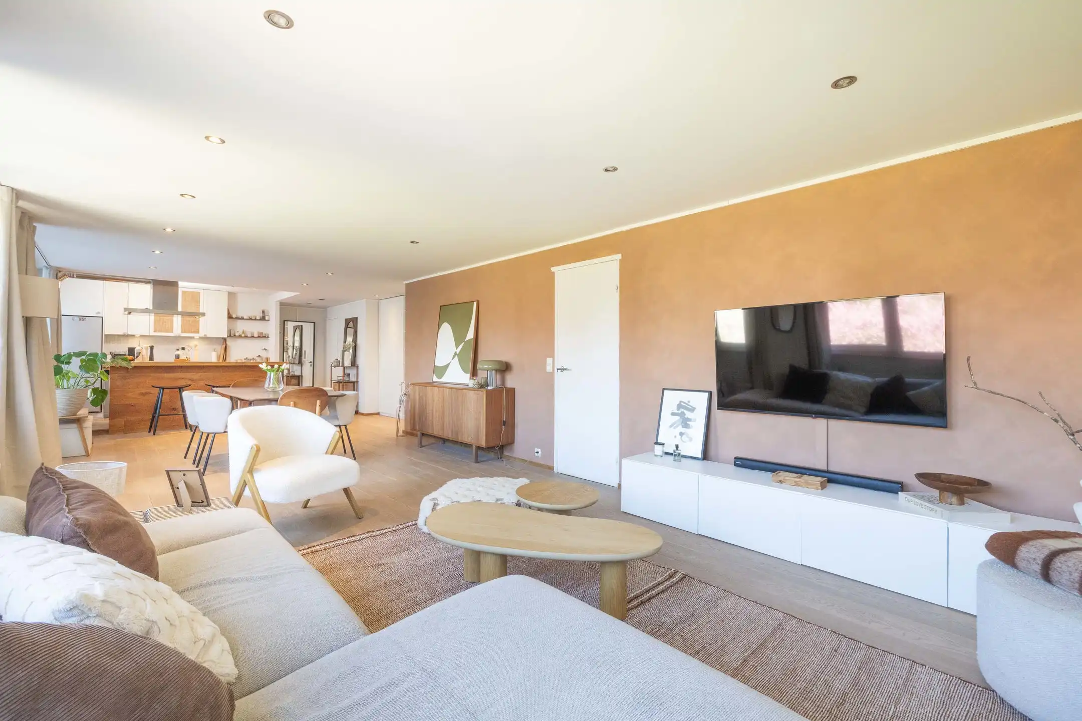 Gerenoveerd appartement met vrij uitzicht op het park foto 2