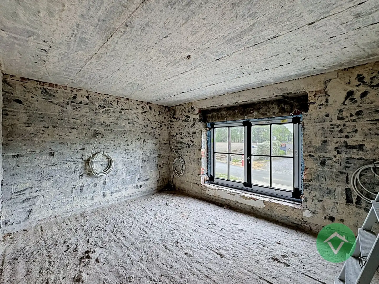 Alleenstaande statige woning met tuin te Veldegem foto 12