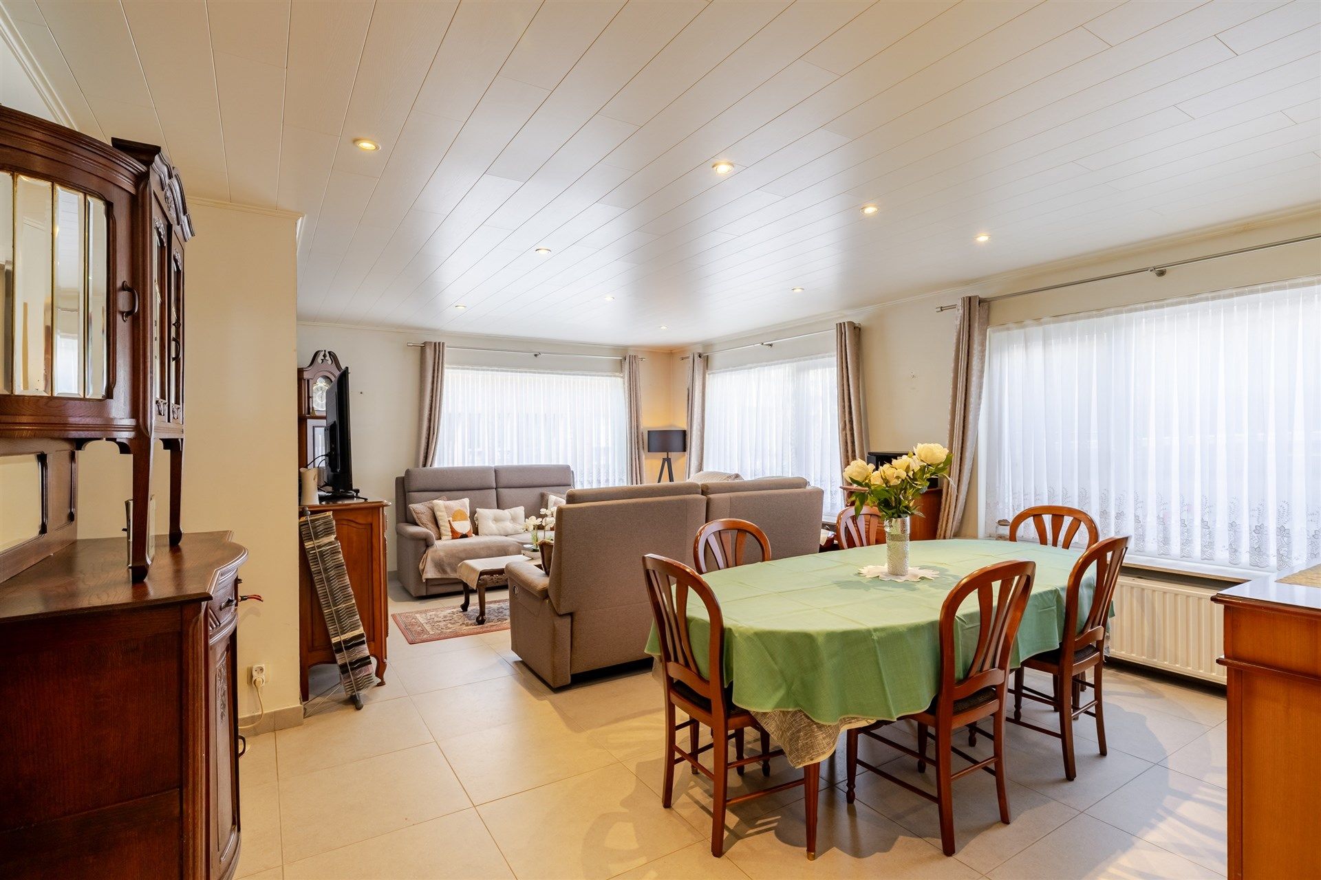 Topinvestering van 2 appartementen met tuin, garage en zolder foto 3