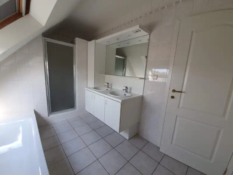 2 slpk dakappartement met mooi terras en garage foto 12