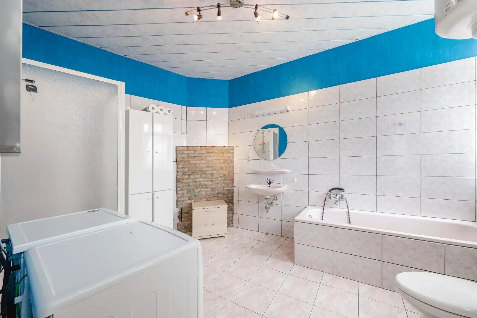 ZEER RUIME (TE RENOVEREN) WONING MET BIJGEBOUWEN | 5 SLPKS foto 8