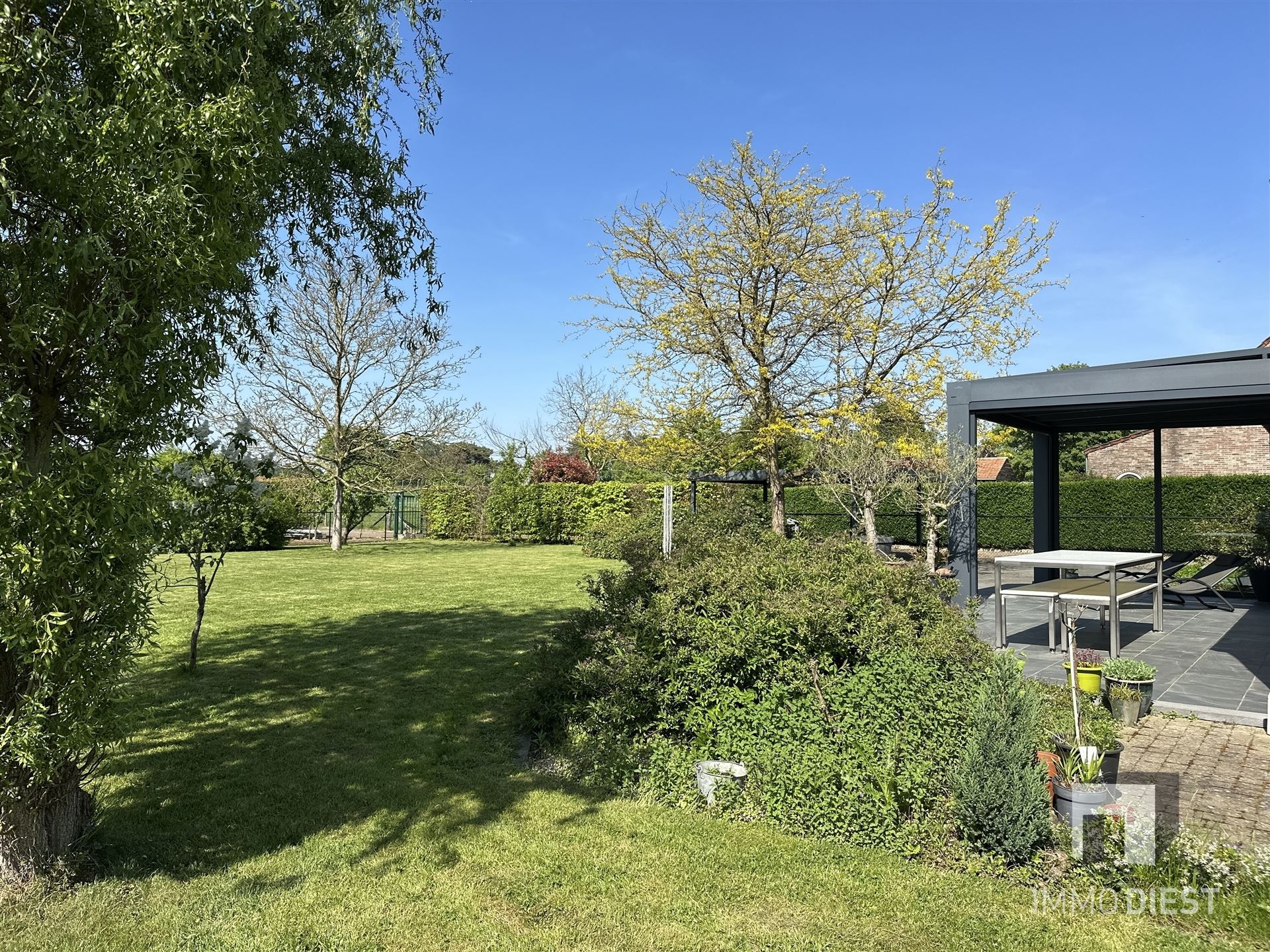 Instapklare woning met zicht op agrarisch gebied - bureau + 3 slpks foto 44