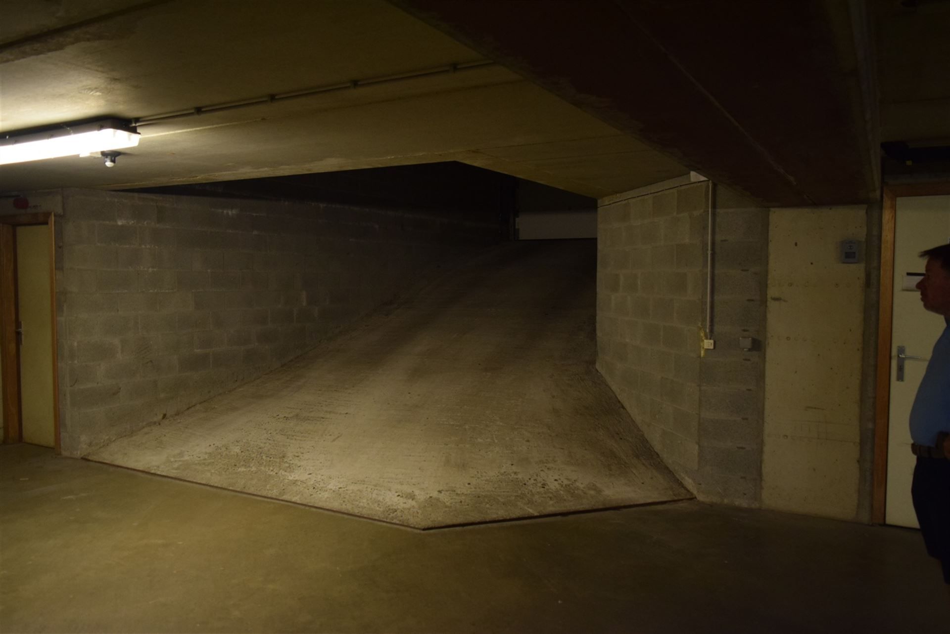 Parking/Garagebox foto 6