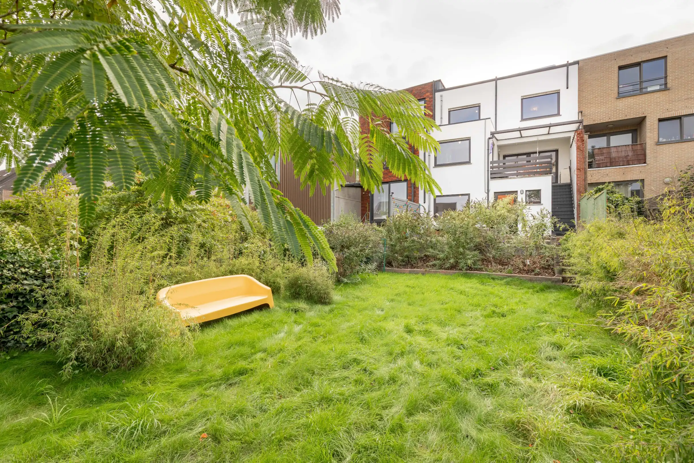 Karaktervolle en lichtrijke architectenwoning met stijlvolle renovatie foto 18