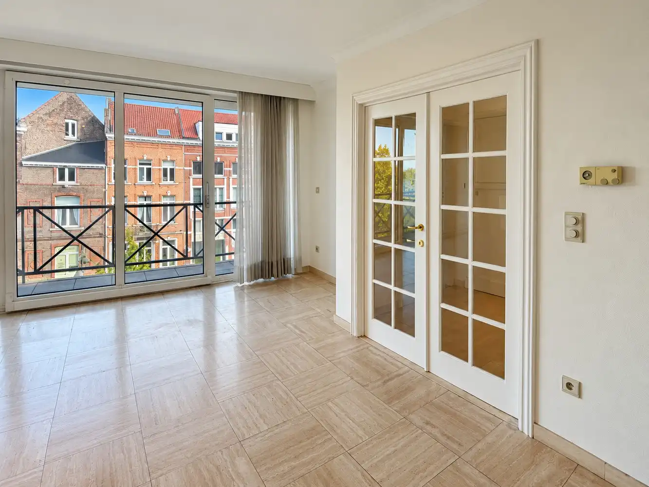 Lichtrijk appartement met 2 slaapkamers, 2 terrassen en ondergrondse parking in Hasselt centrum foto 5
