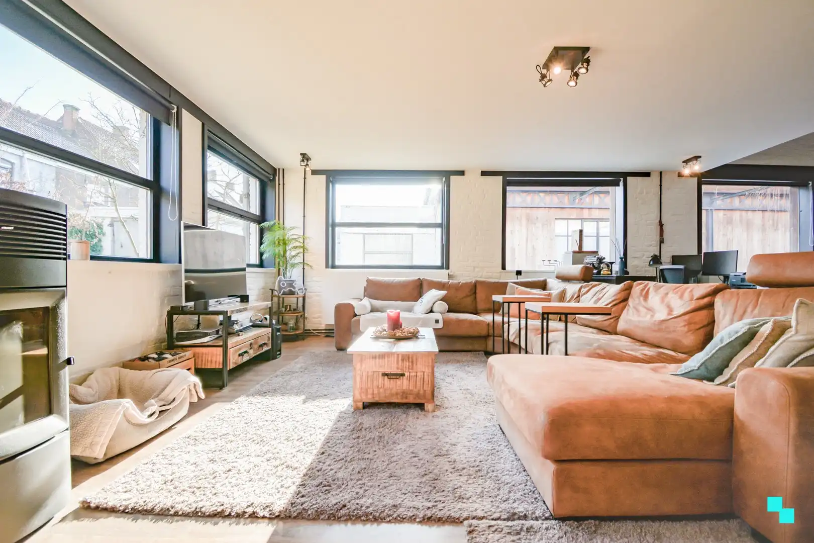 Rustig gelegen, unieke loft pal in het centrum van Roeselare foto 5