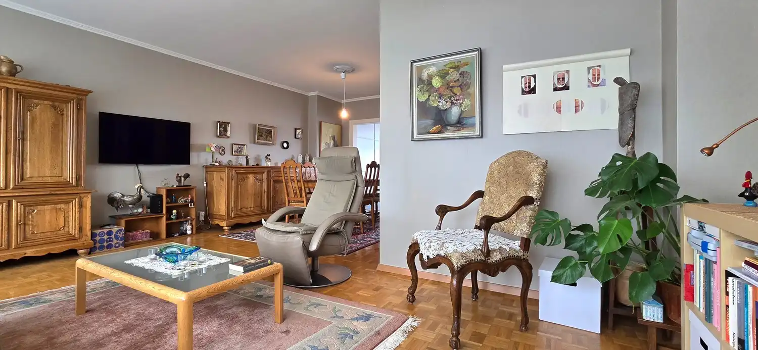 Te Koop in Tongeren centrum : Prachtige bel-étage-woning met een extra studio. foto 9