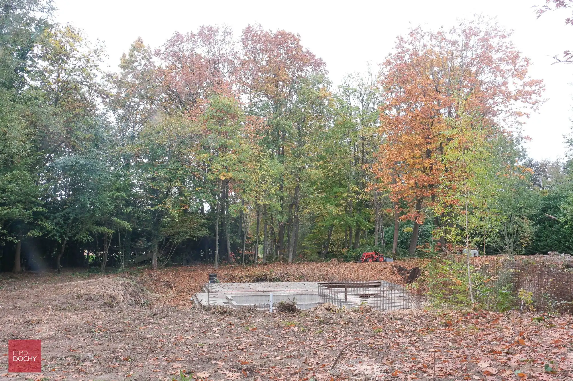 Ruim perceel met reeds aangelegde kelder te Bellegembos bestemd voor villabouw foto 7