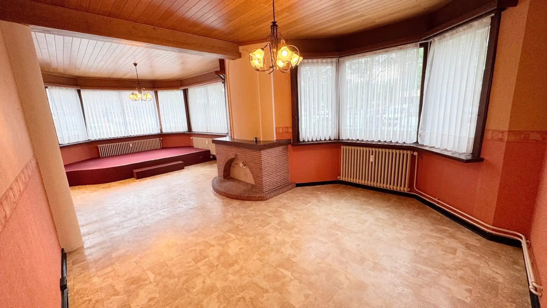 Femina - Gebouw met 3 appartementen foto 3