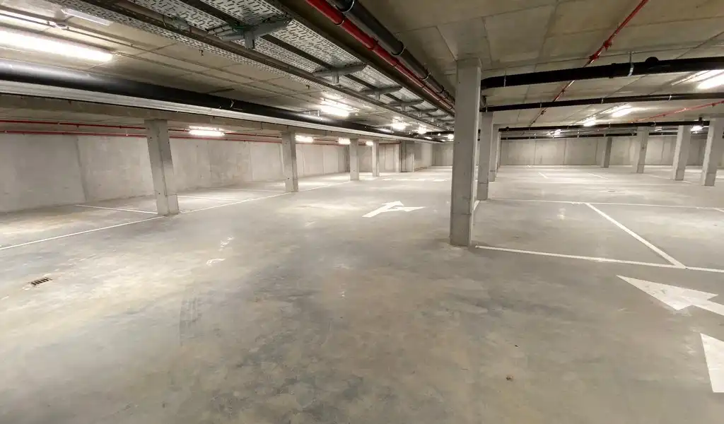 Nieuwbouw kantoren te huur aan The Loop in Gent foto 11