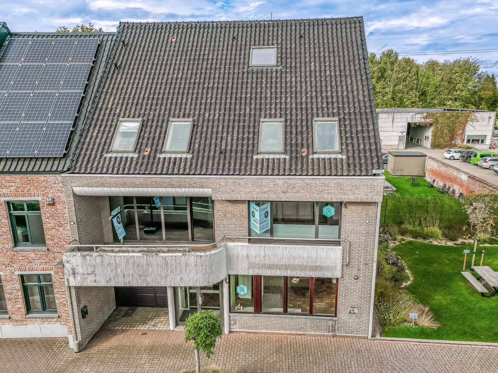 Veelzijdig, zeer ruim pand (handel én woonst) met tal van mogelijkheden in centrum Malderen! foto 3