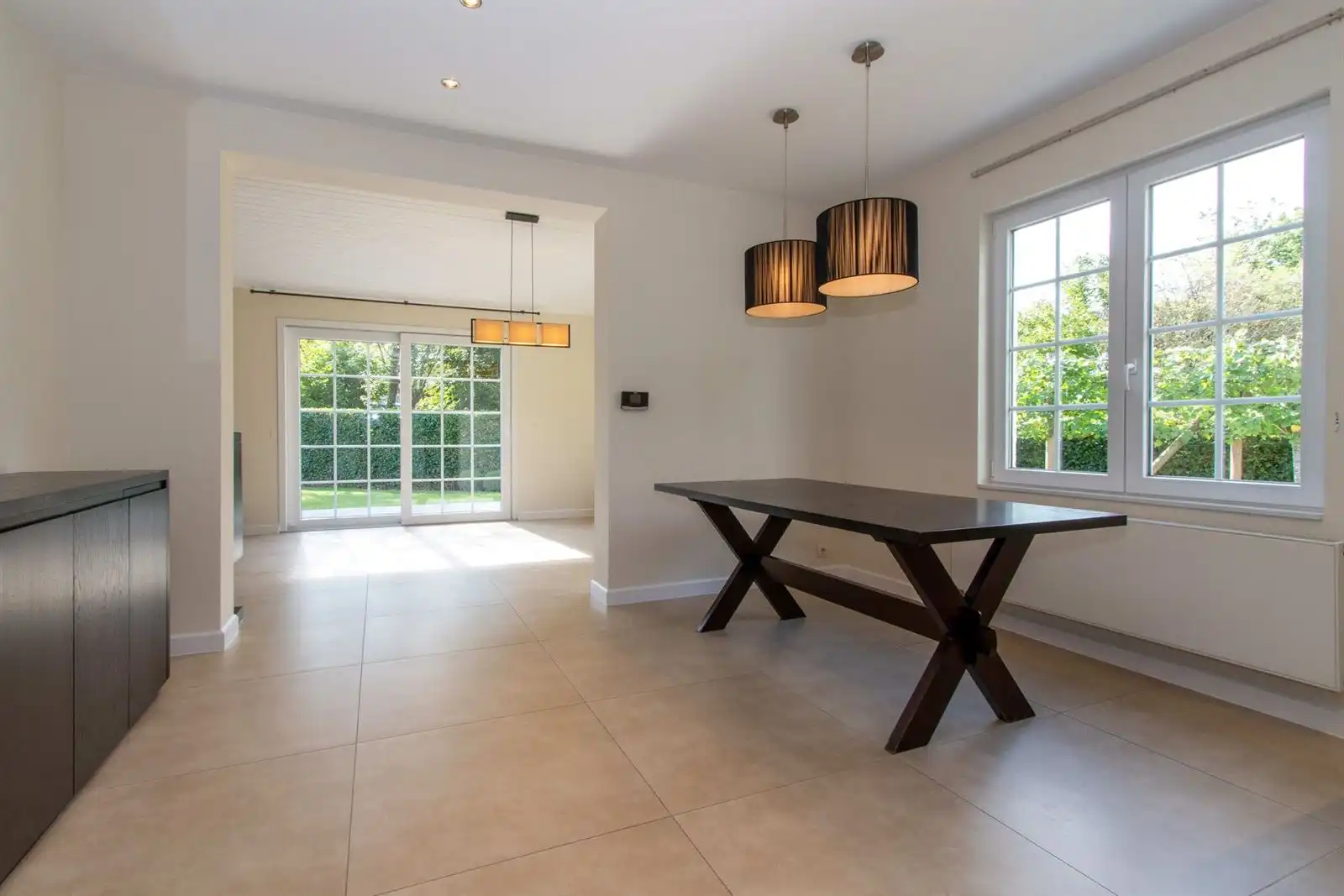 volledig gerenoveerde Woning foto 6