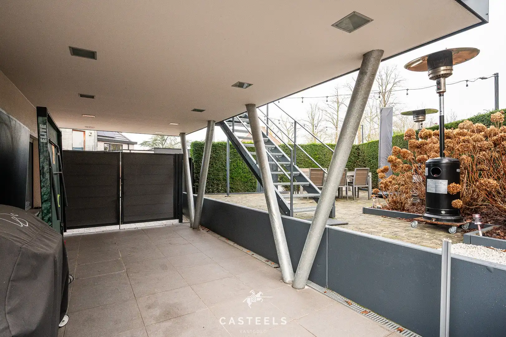 Instapklare gezinswoning met 4 slpks en bureel te Merelbeke foto 24