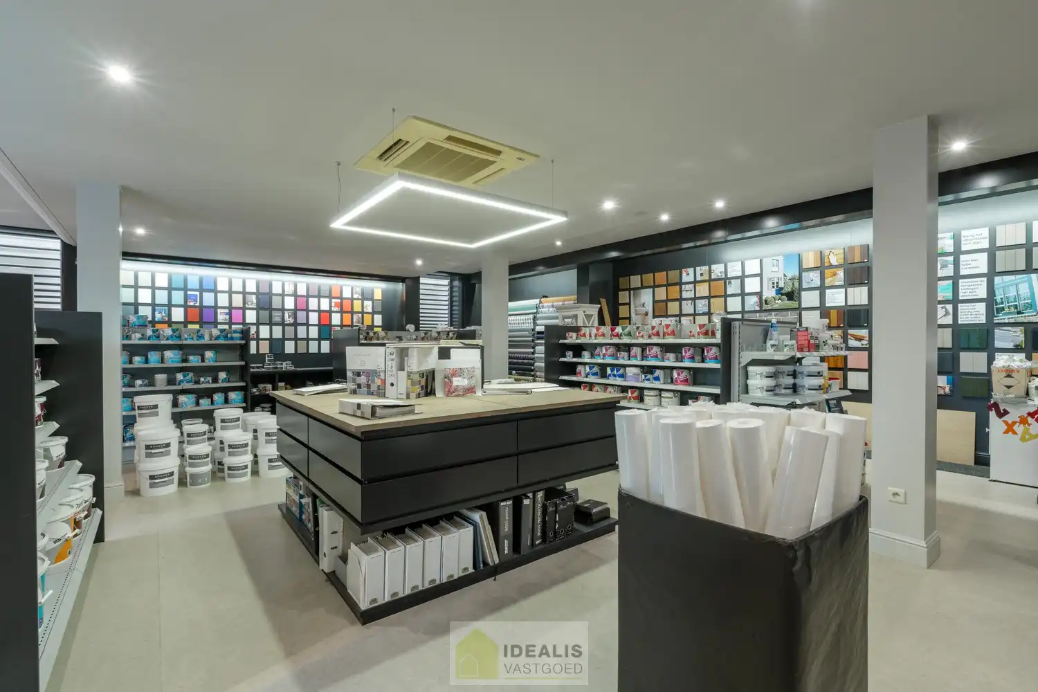 INSTAPKLARE HANDELSRUIMTE VAN MAAR LIEFST +- 410M² MET RIANTE WONING OP SCHITTERENDE COMMERCIËLE ZICHTLOCATIE!! foto 11