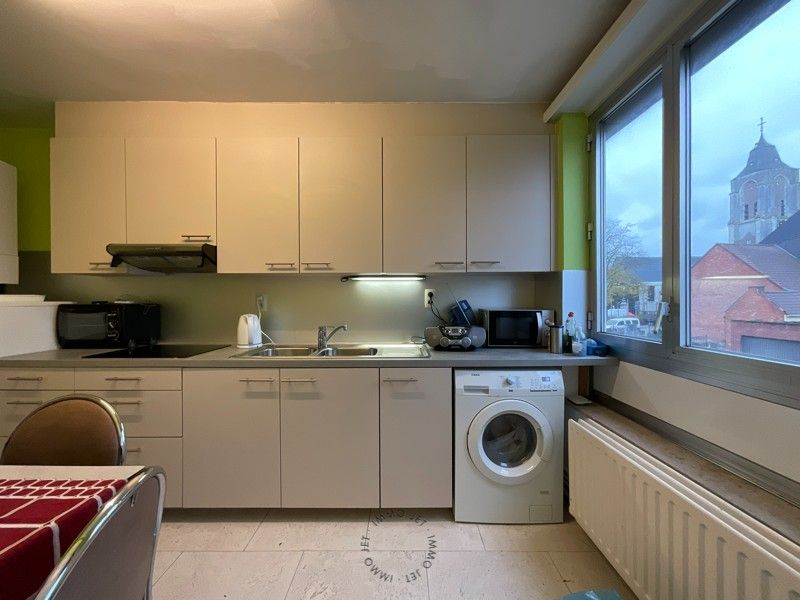 Appartement met twee slaapkamers in het centrum van Verrebroek foto 6