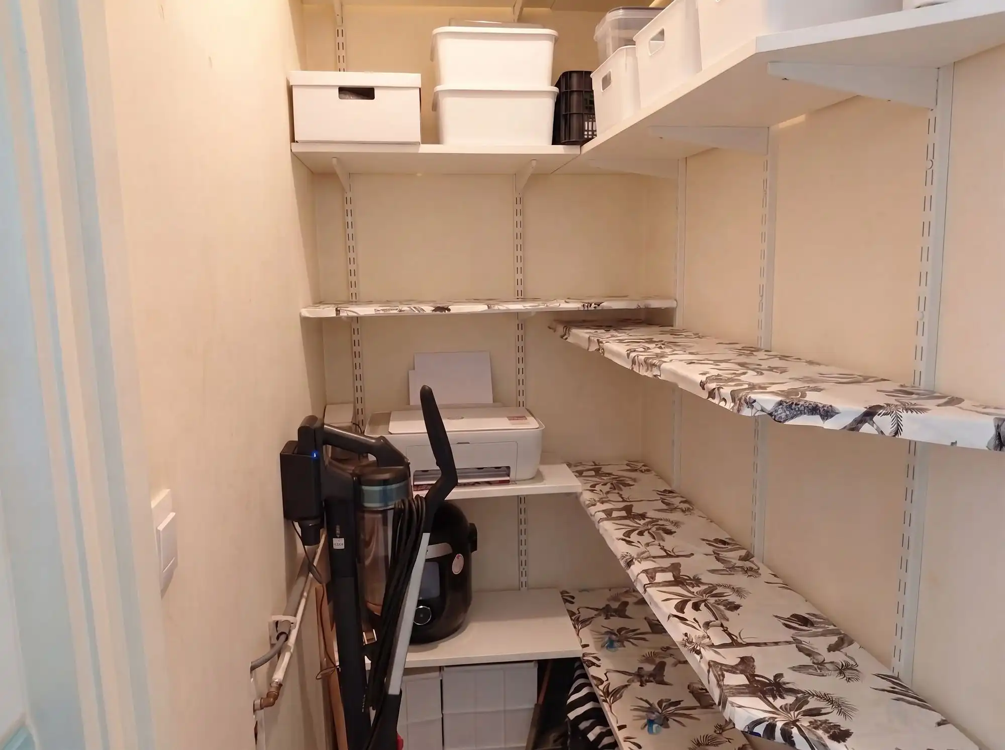 Appartement met 2 slaapkamers. Aan de rand van het centrum. foto 4