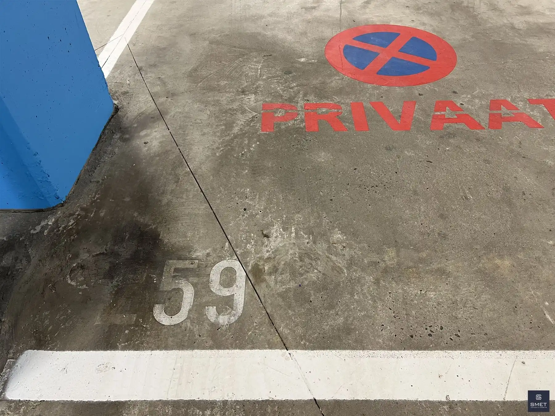 Dubbele Overdekte  Autostaanplaats  foto 4