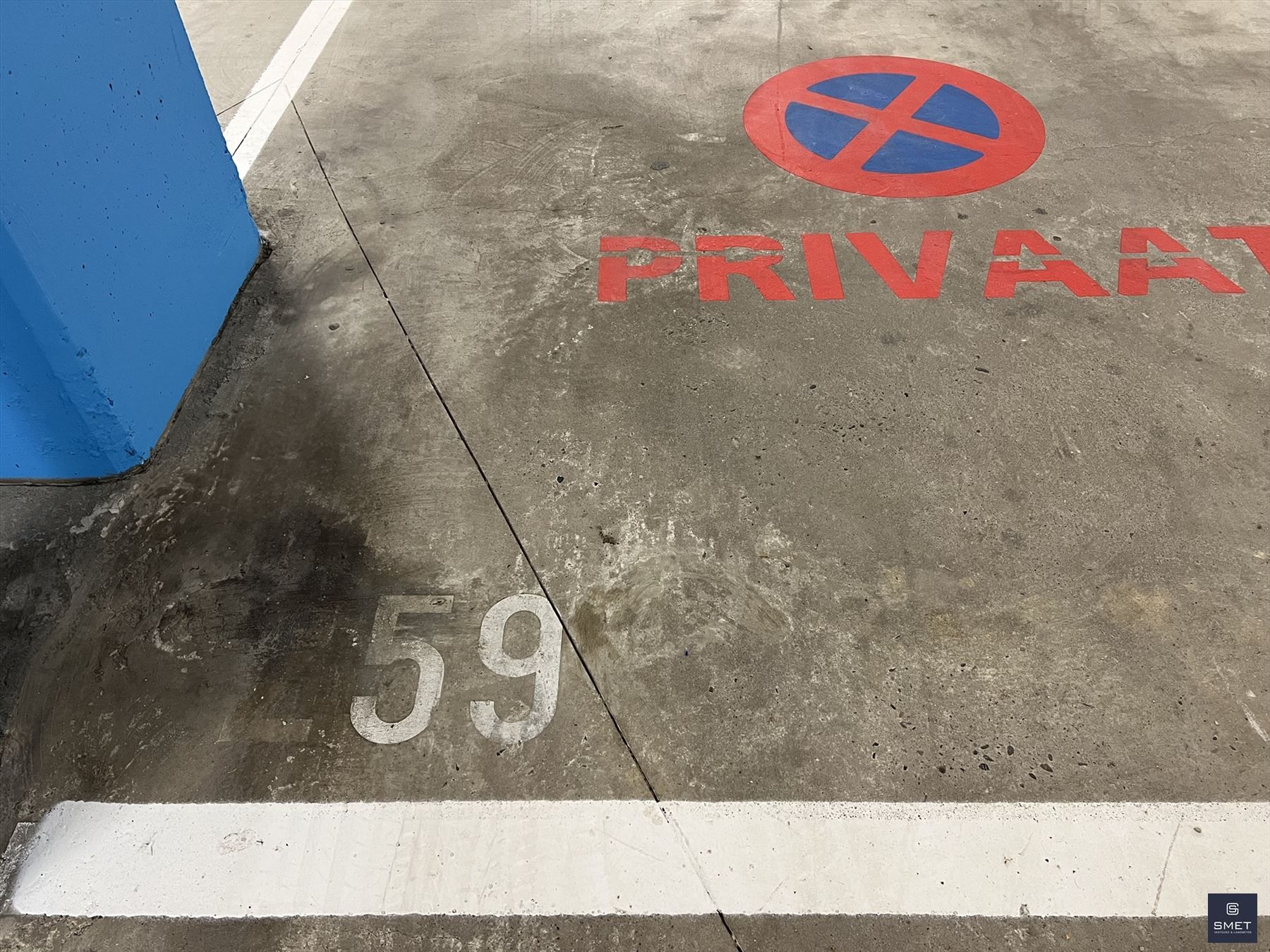Dubbele Overdekte  Autostaanplaats  foto 4