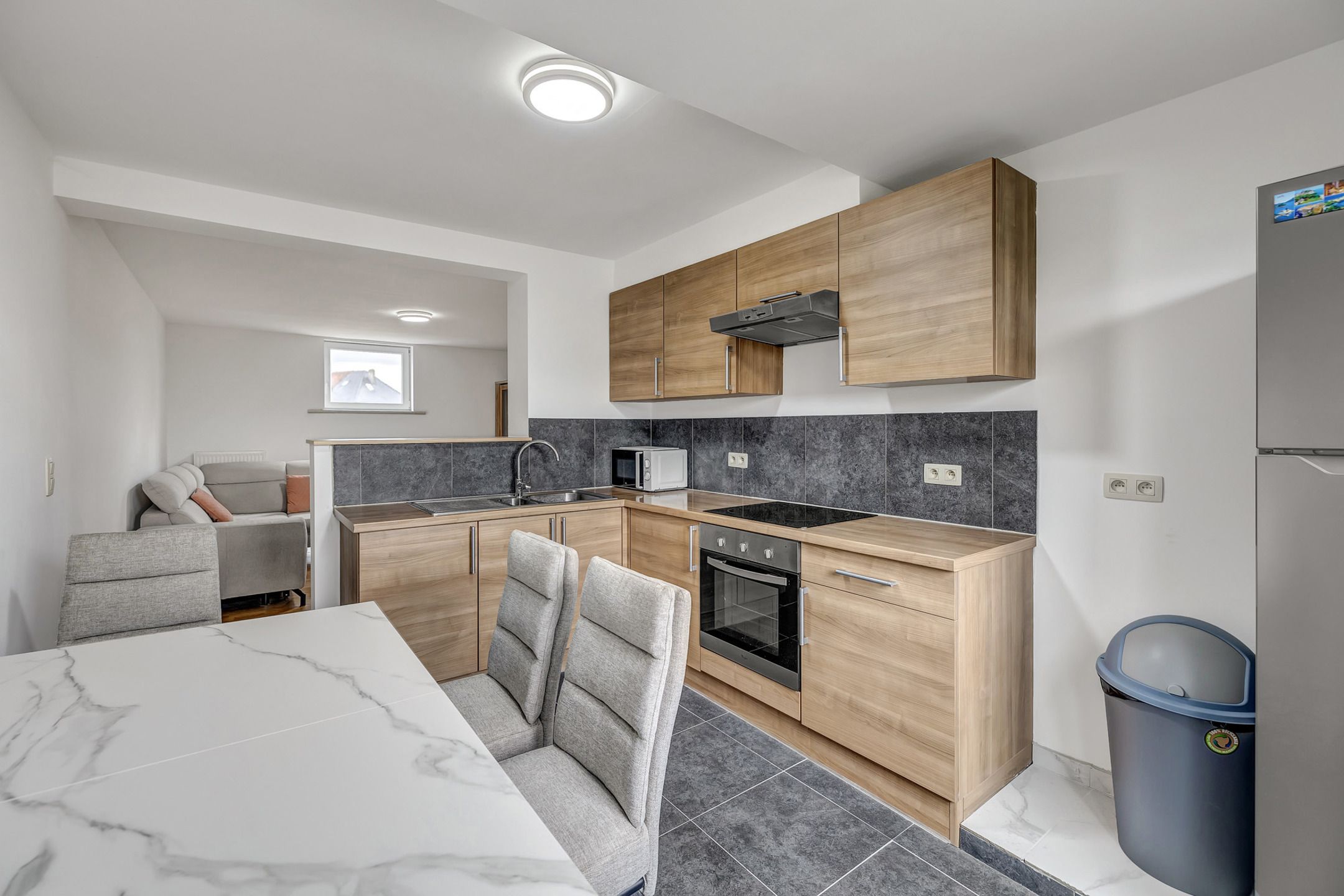 Instapklaar appartement nabij centrum Aalst foto 3