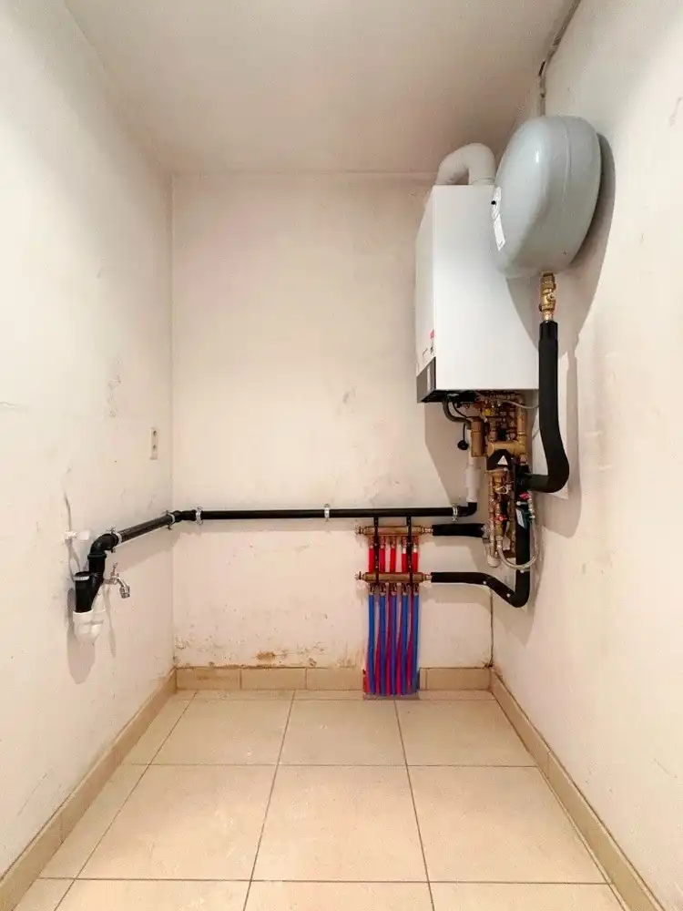 Instapklaar en energiezuinig éénslaapkamer appartement in het centrum van Eke foto 13