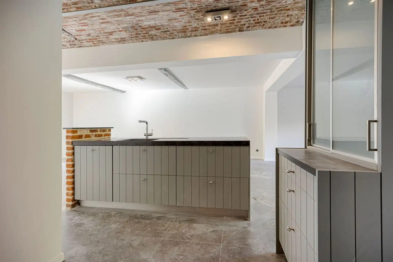 Duplex-appartement met 2 slaapkamers te koop foto 11