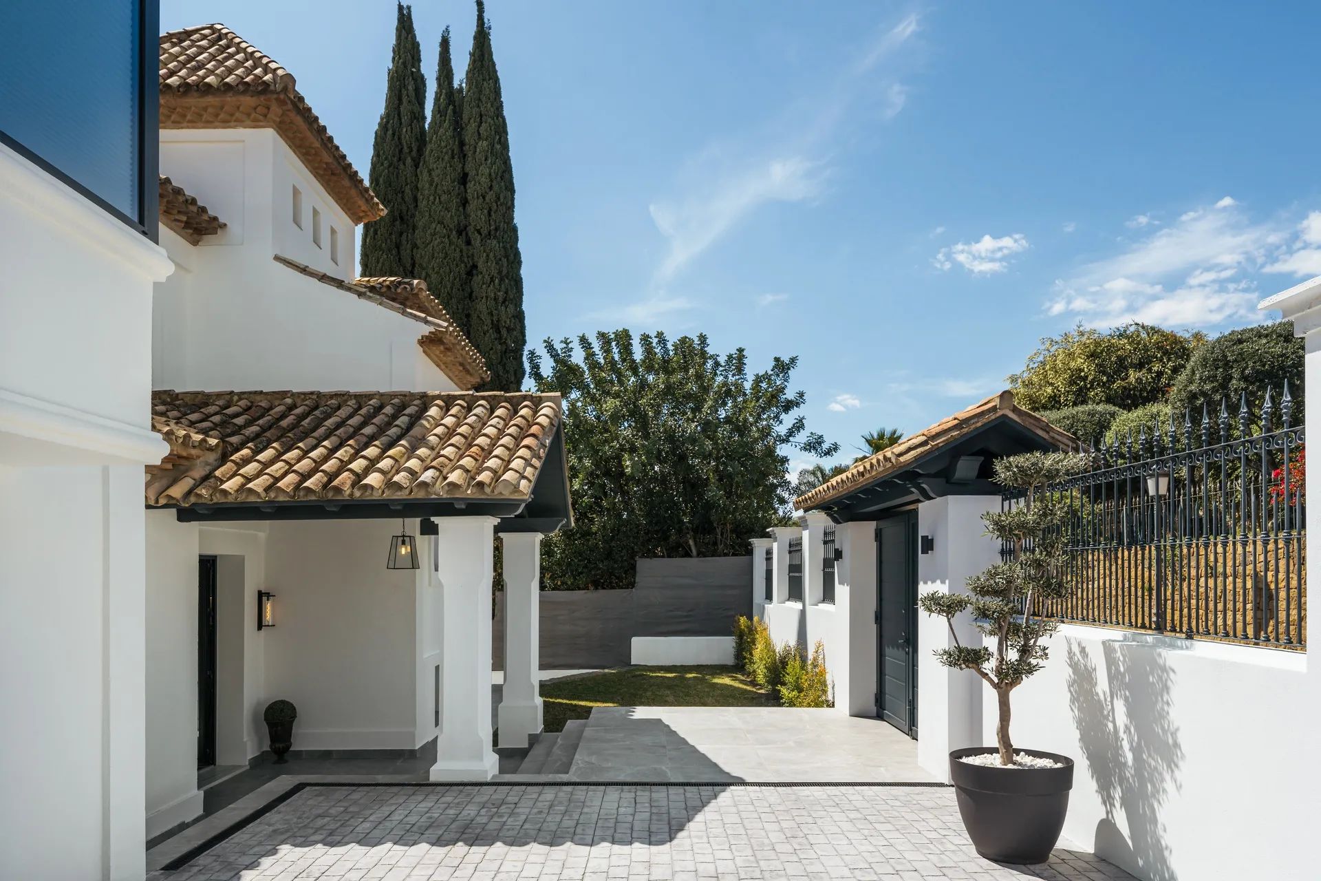 Mediterrane elegantie op de Golden Mile – exclusieve villa in Altos Reales, Marbella foto 20