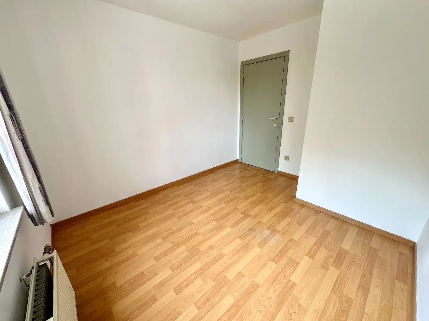 Ruim 2-slaapkamer appartement in hartje Hasselt foto 12