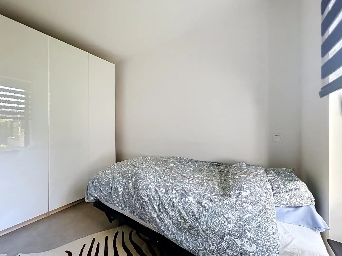 Lichtrijk gelijkvloers appartement met twee tuinen in Kessel-Lo! foto 14