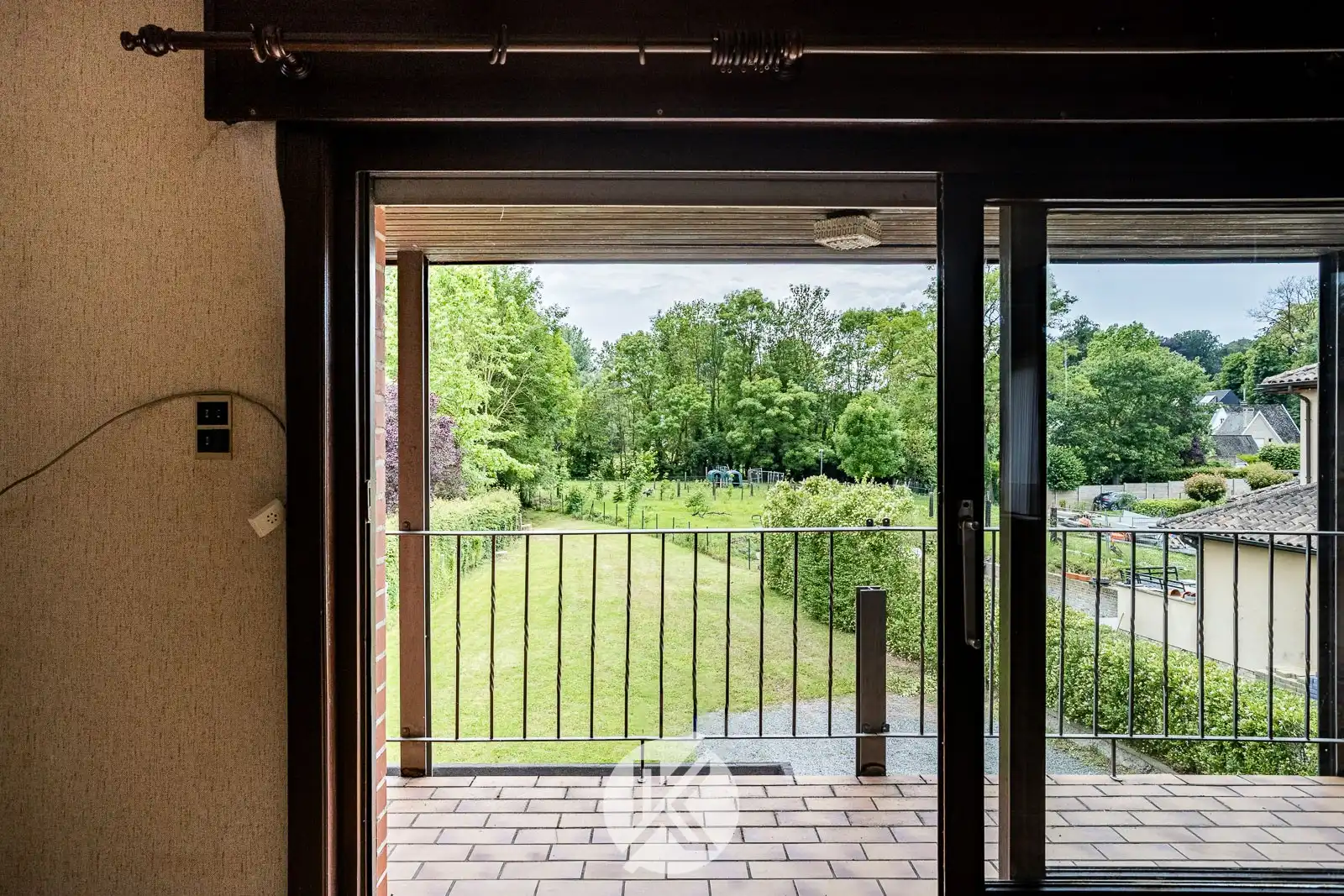 Uniek renovatieproject met ruimte en karakter foto 10