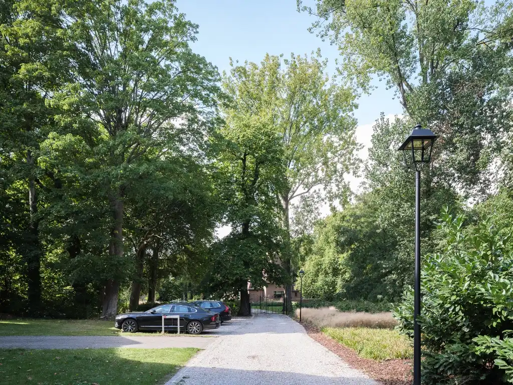 Vrijstaande villa (te renoveren) op slechts 50 meter van de Leie foto 6