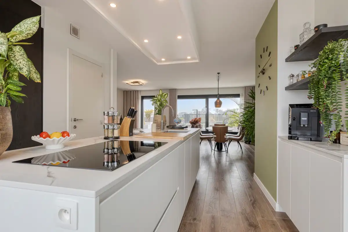 Penthouse vlakbij Park met 2 slks, 2xterras en ruime GAR! foto {{pictureIndex}}