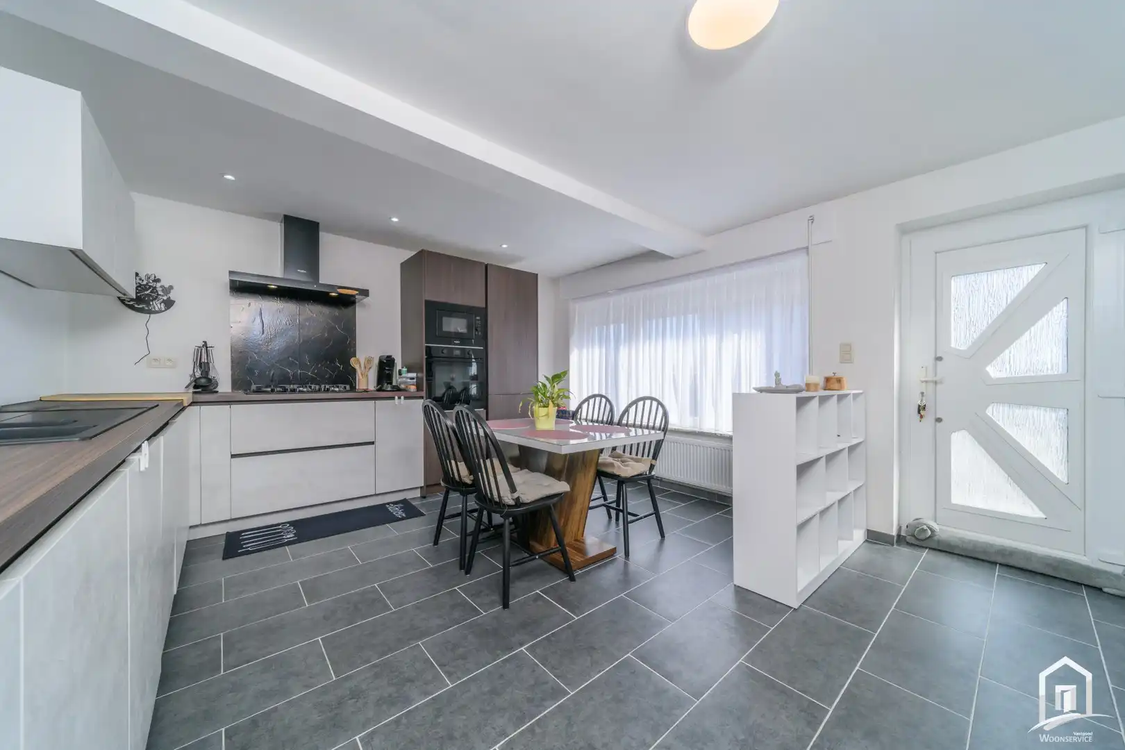 Gerenoveerde woning met 3 slaapkamers, garage en tuin in Kerksken foto 5